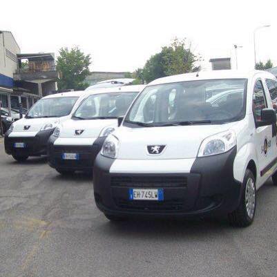 Furgoni per trasporto gratuito anziani e disabili S.A.L.V.A.B.I. ONLUS